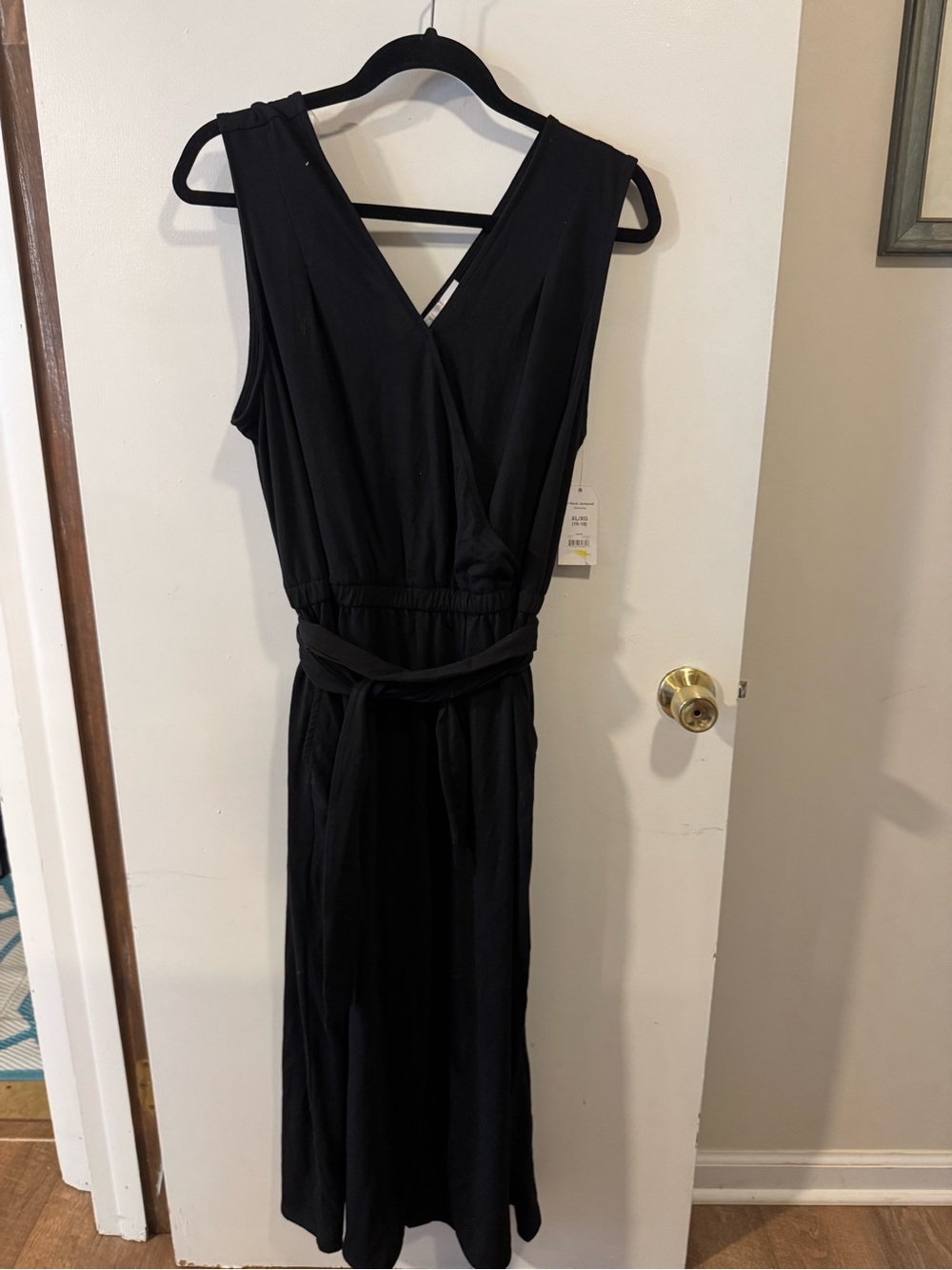 NWT Time and Tru Black V-Neck Sleeveless Jumpsuit XL 16-18 Belted Wide Leg